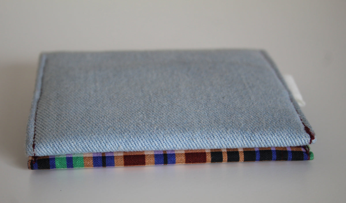 Ivhu 2-Pocket Card Holder
