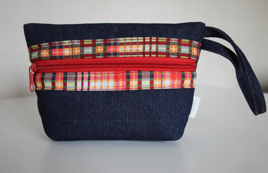 Tsanga Mini Toiletry Bag