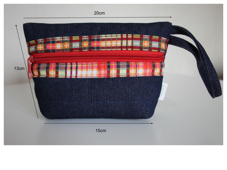 Tsanga Mini Toiletry Bag