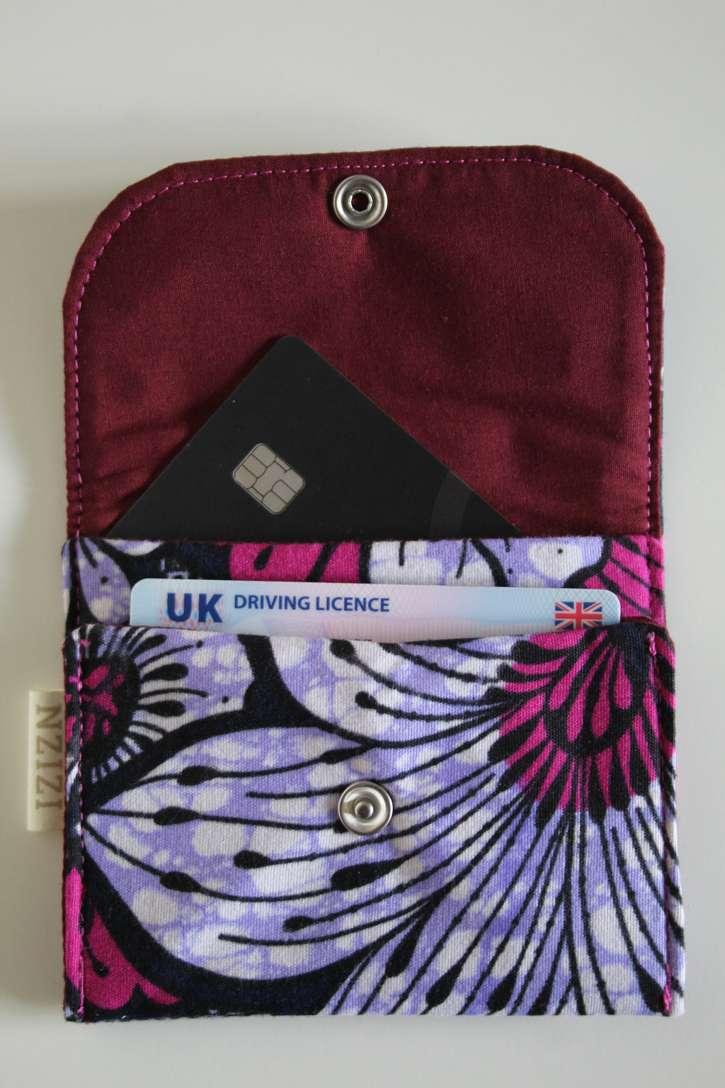 Ivhu 2-Pocket Card Holder